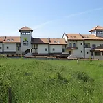 Asti Arthotel سينيموريتس