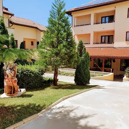 Asti Arthotel Hotell