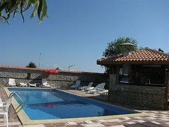 Asti Arthotel Hotell Sinemoretz