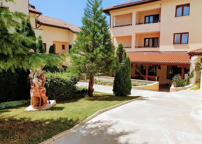 Asti Arthotel Ξενοδοχείο